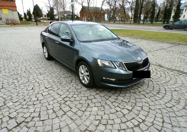 Skoda Octavia cena 65000 przebieg: 156000, rok produkcji 2017 z Ujście małe 172